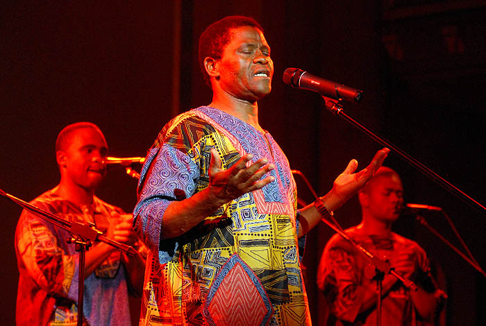 LADYSMITH BLACK MAMBAZO